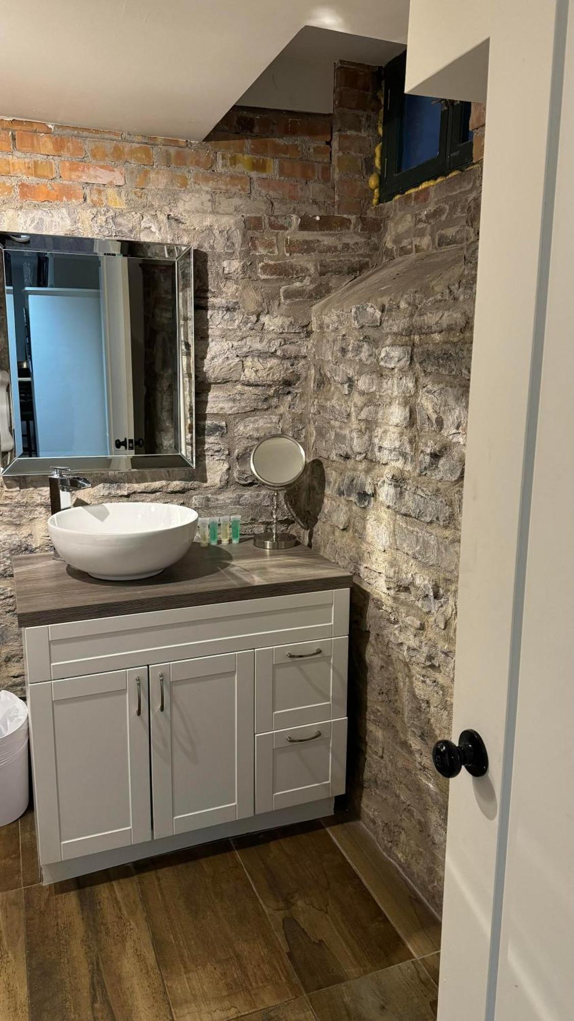 E-Hotel Des Grisons Quebec City Luaran gambar